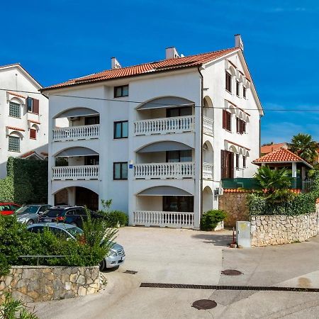 Apartments Katarina K Малинська Екстер'єр фото