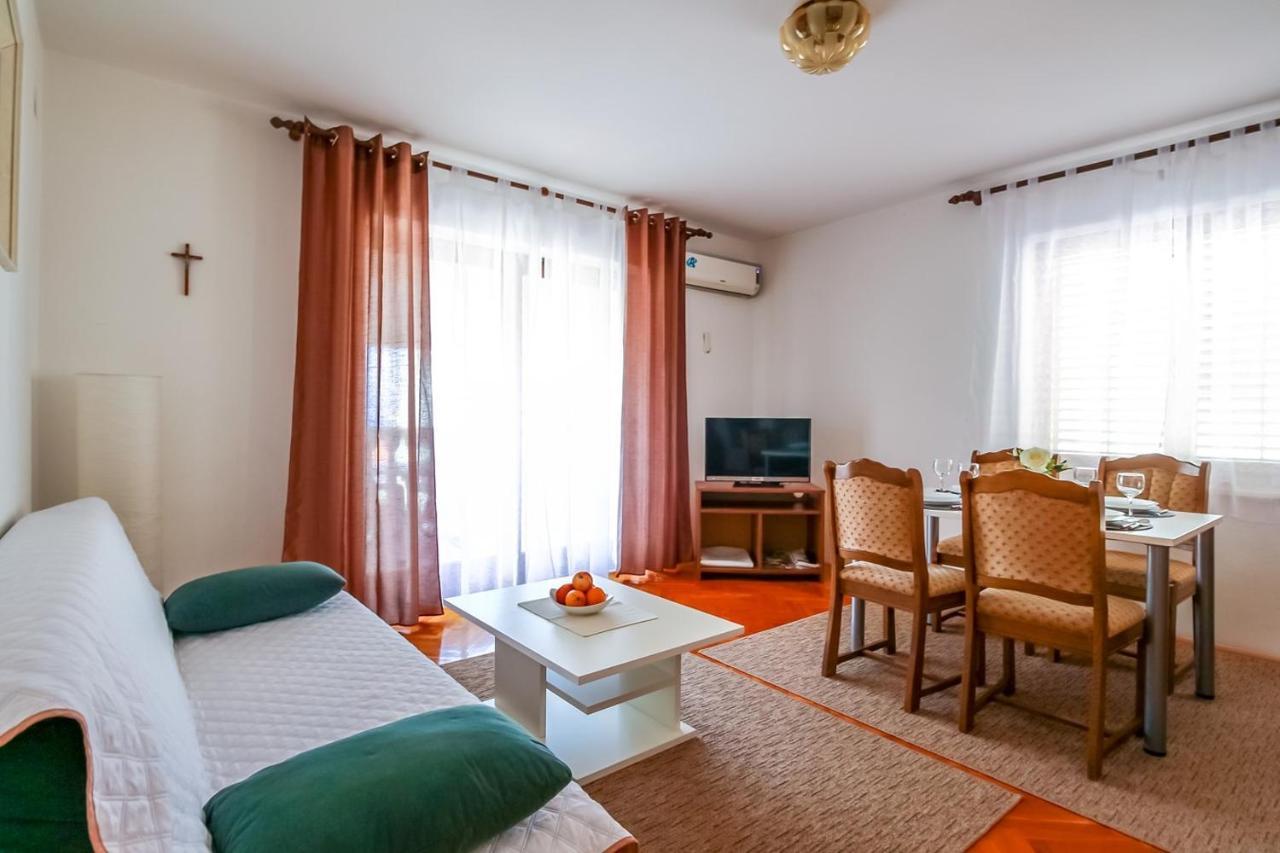 Apartments Katarina K Малинська Екстер'єр фото