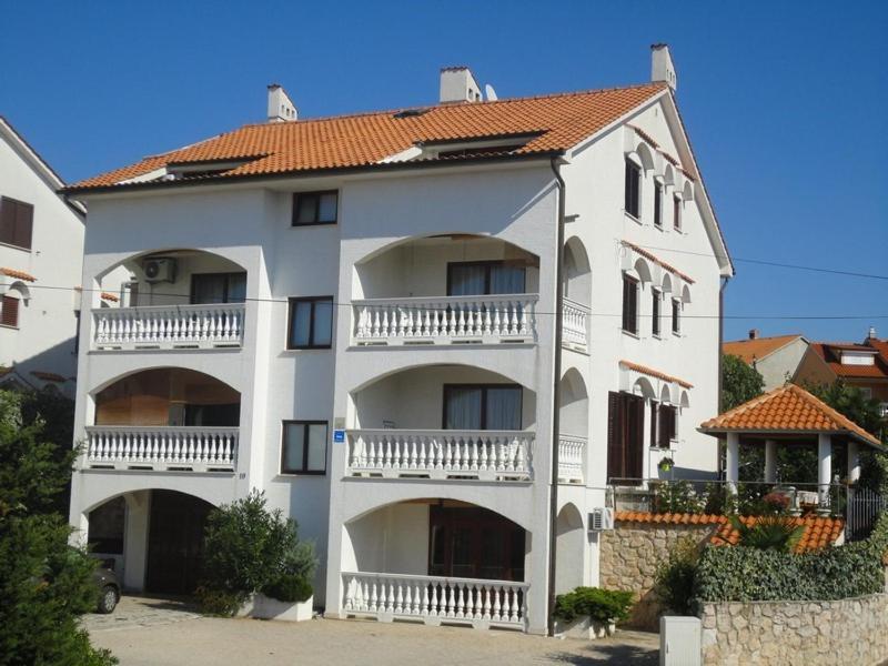 Apartments Katarina K Малинська Екстер'єр фото