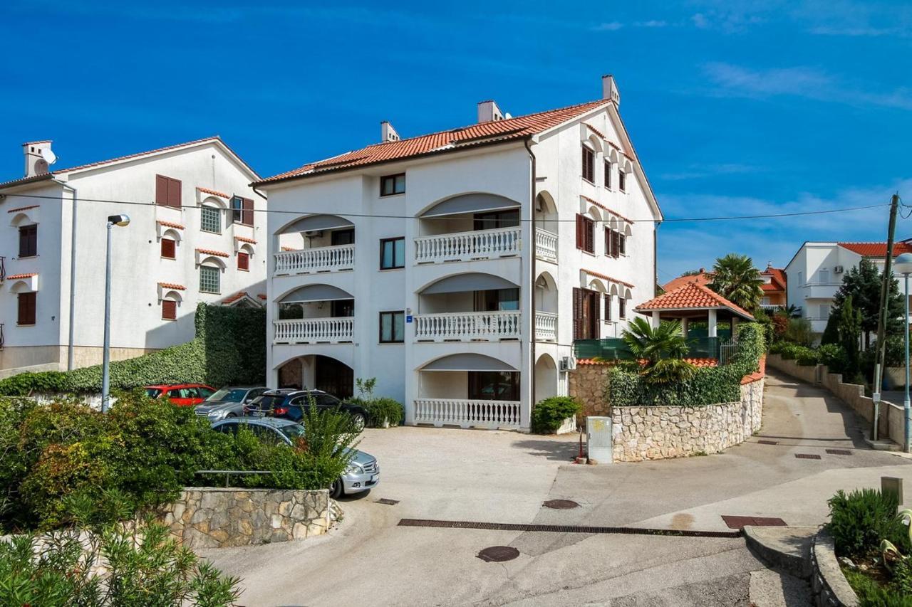 Apartments Katarina K Малинська Екстер'єр фото