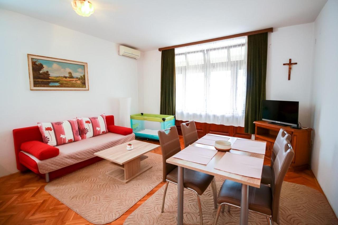 Apartments Katarina K Малинська Екстер'єр фото