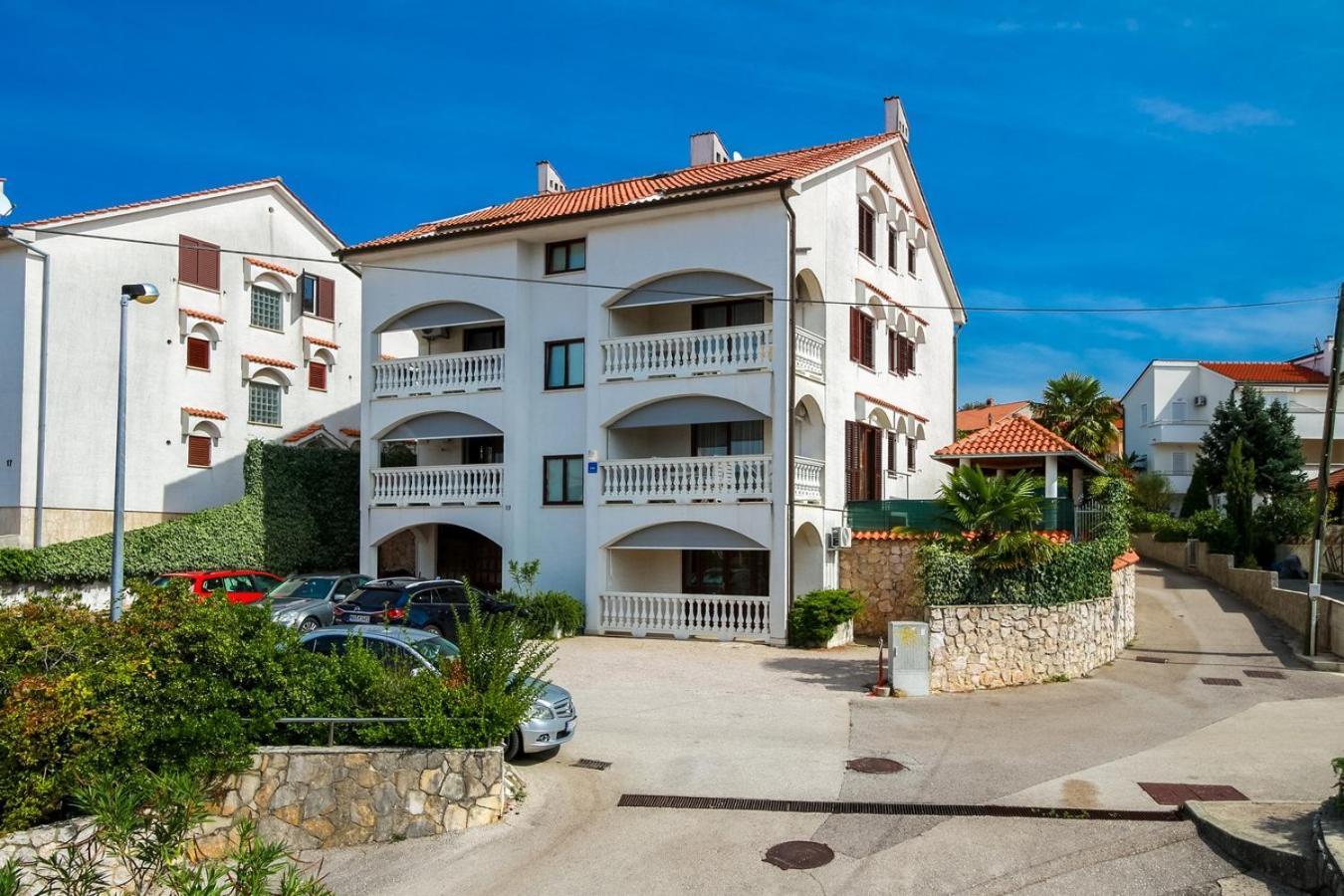 Apartments Katarina K Малинська Екстер'єр фото